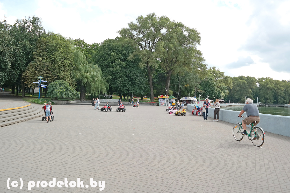 Бесплатные и платные развлечения в Парке Горького: фотообзор