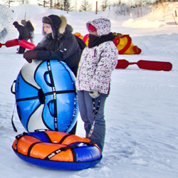 Безопасные снежные горки для катания на санках и тюбингах этой зимой появятся в каждом районе Минска 