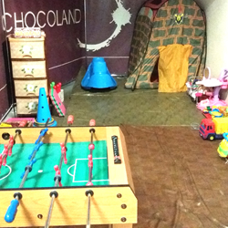 Ymm… Chokolend –  кофейня с детской комнатой: фотообзор