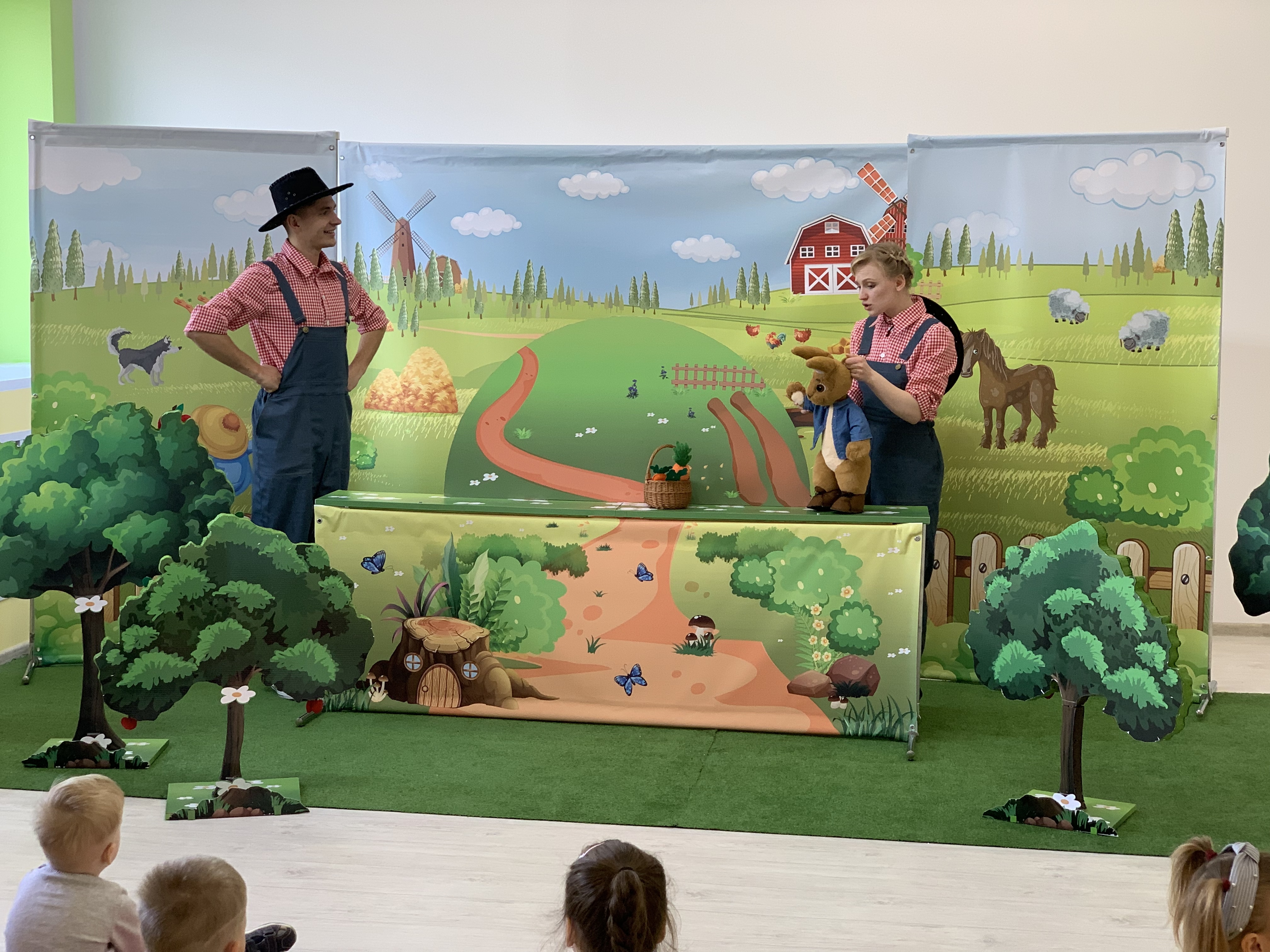 Интерактивные спектакли от студии детских праздников «Единорог»