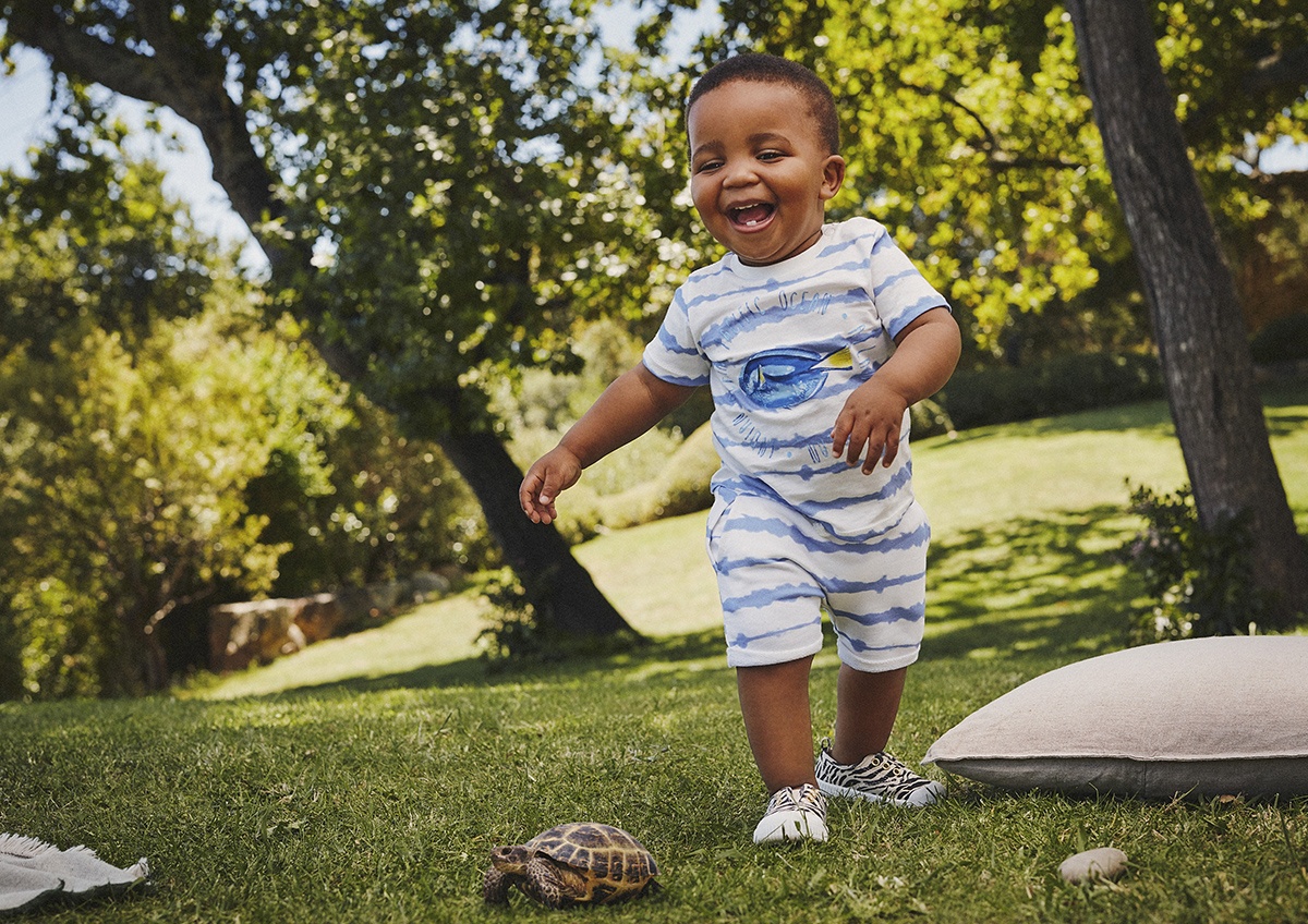 С 5 марта в H&M появится детская коллекция с рисунками польской художницы. Как она выглядит?