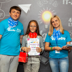 Создатели роботов и пилоты квадрокоптеров: новый выпуск учеников IT-лагеря МТС