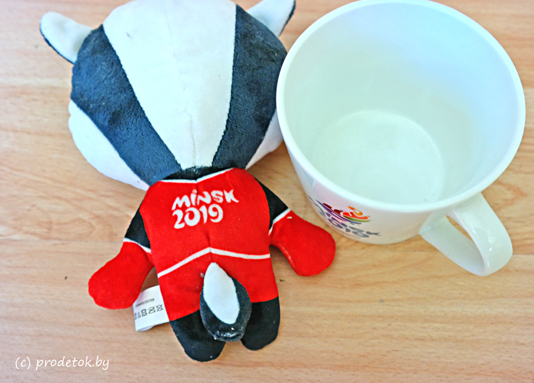 Теперь как и все? В Евроопте предлагают собрать наклейки и получить игрушку в кружке 