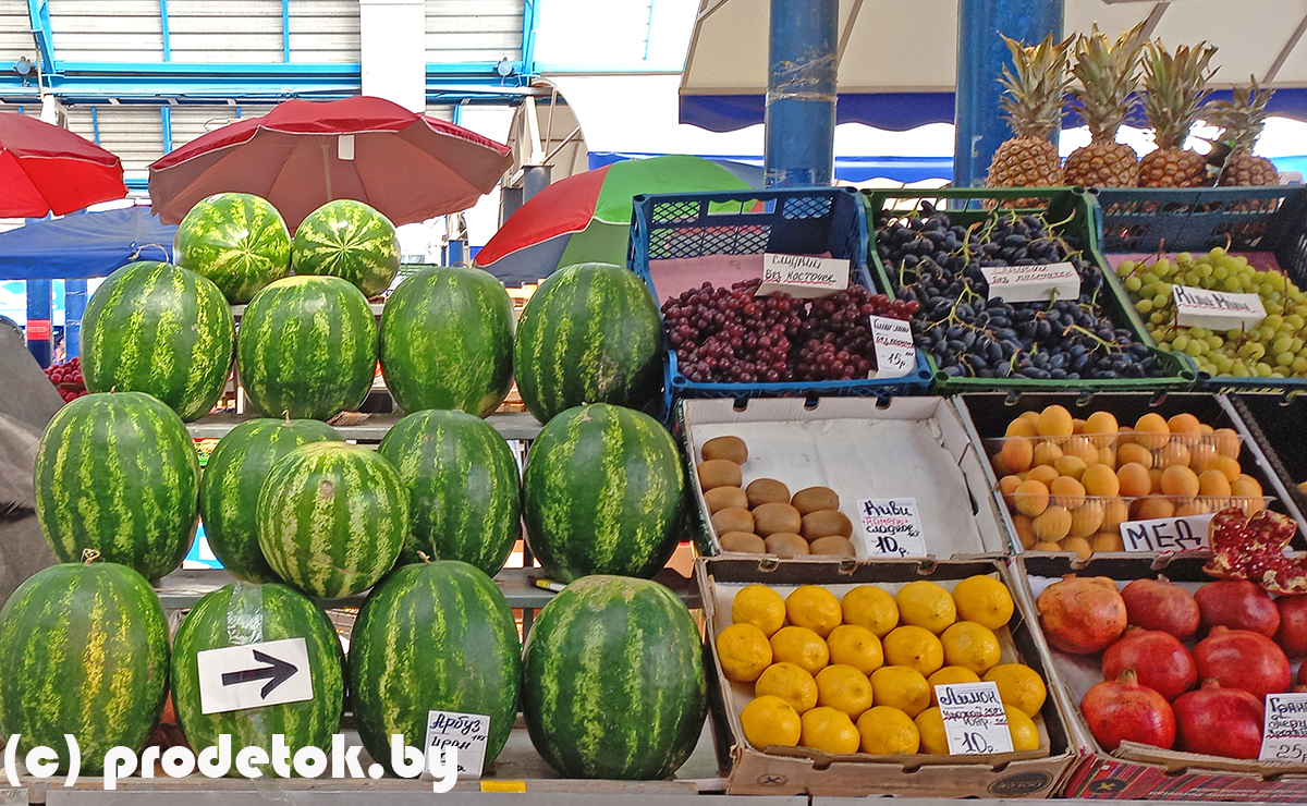 Цены на Комаровке сегодня: ягоды, овощи, фрукты: ассортимент, сколько стоят и какие выбрать