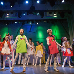 На международном конкурсе в Минске лучший драматический спектакль показал семейный инклюзив-театр