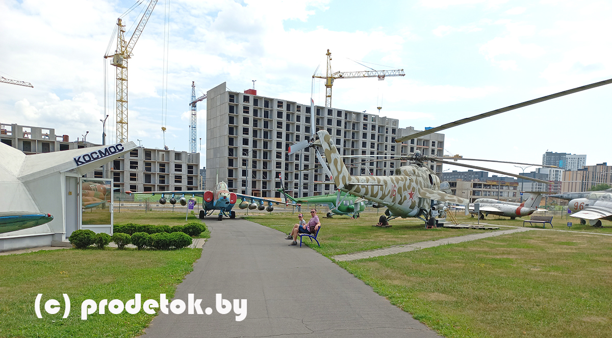 Самолеты, вертолеты и космический павильон: обзор музея авиационной техники под открытым небом