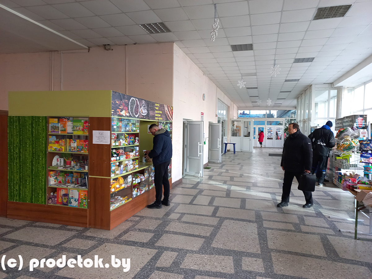 Как сейчас выглядит ночная книжная ярмарка в Минске