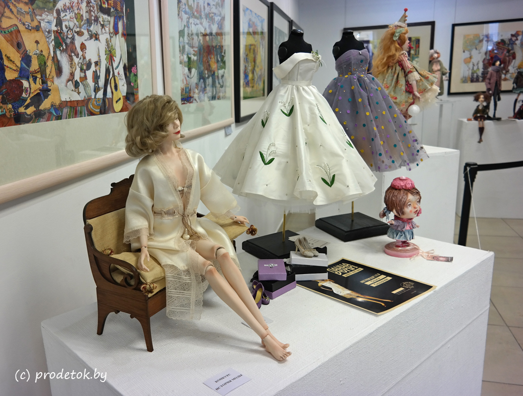 Из дерева, фарфора, колготок и  крыльев бабочек: самые необычные куклы на международной выставке Панна Doll’я