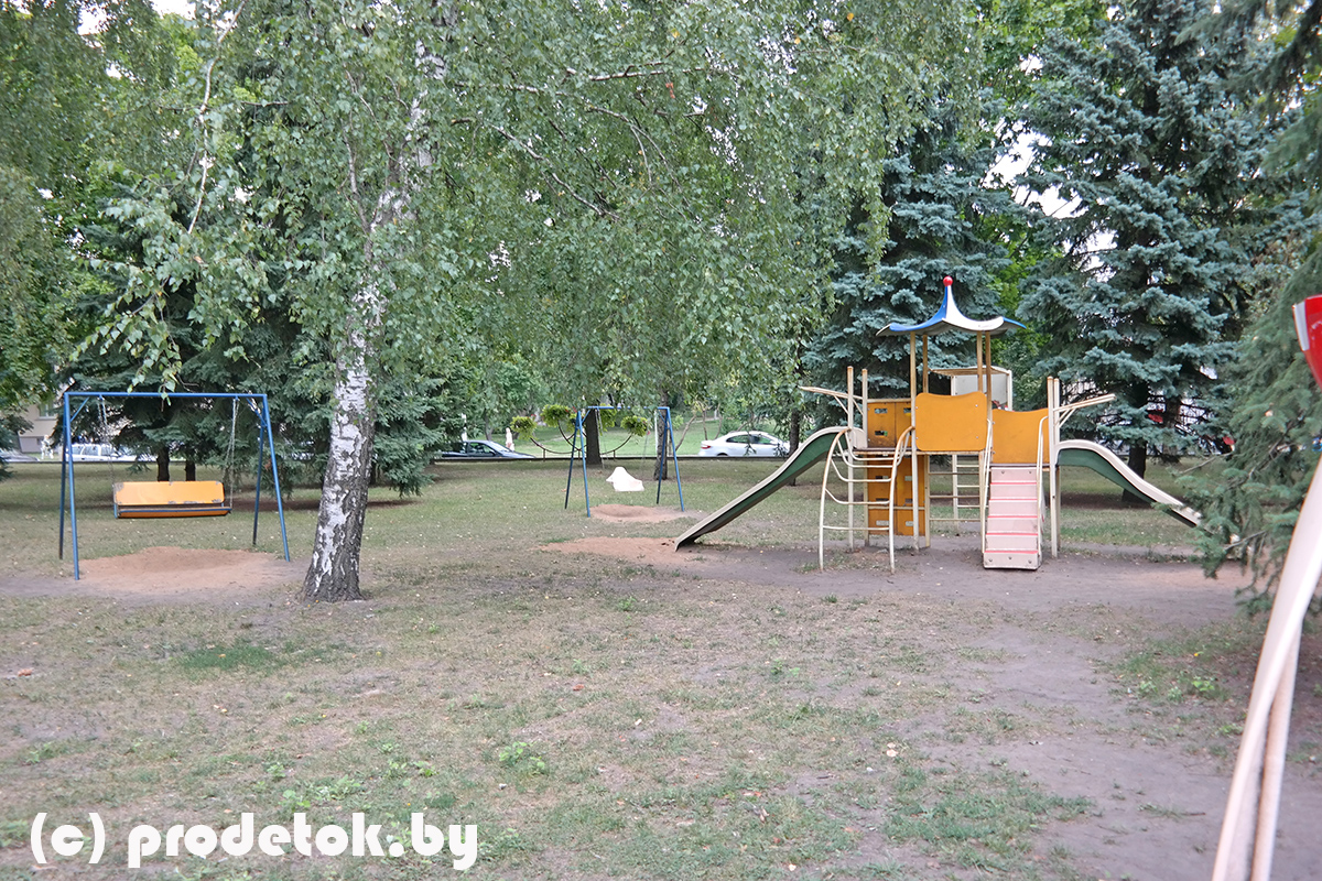 Необычная детская  площадка №2 с ракетой 