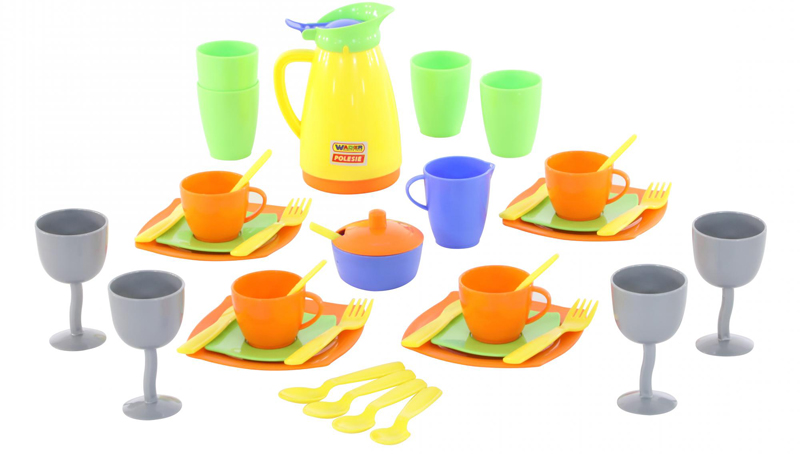 Бокалы и стильные тарелки: компания «Полесье» выпустила новый праздничный набор посуды