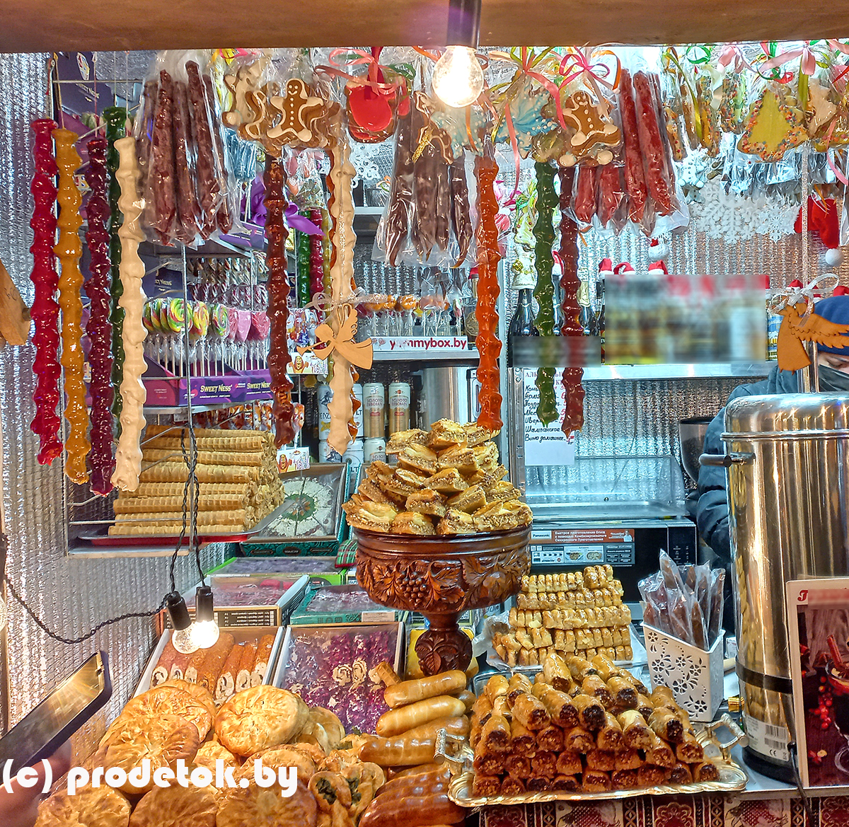 Ярмарка «Калядны кiрмаш» у Дворца спорта: фотоотчет