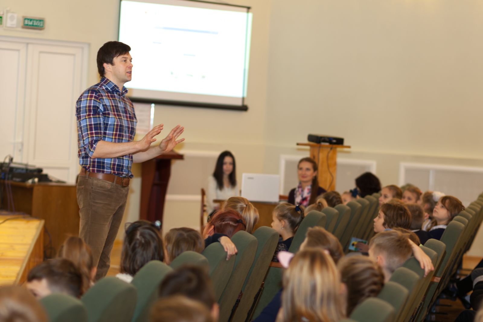 Сетевой этикет: еще в одной школе прошел урок интернет-грамотности от МТС