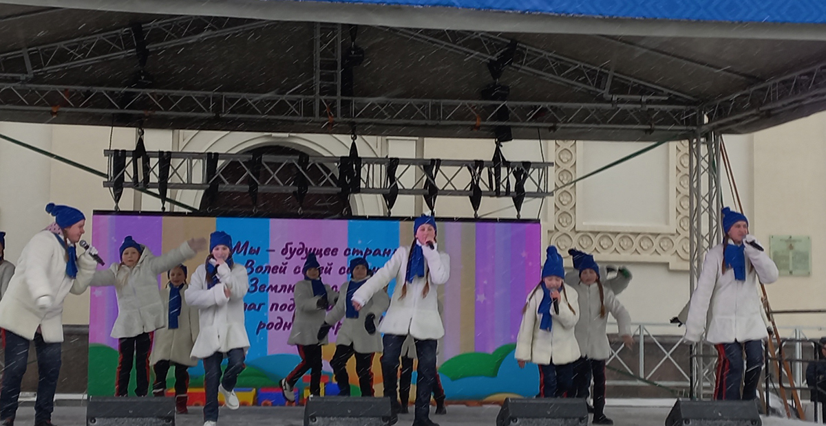 Праздничная программа «Сибирь здесь!»