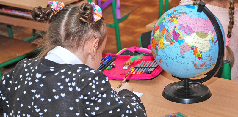 Власти города за 4 года планируют полностью обеспечить минчан местами в школах и детских садах