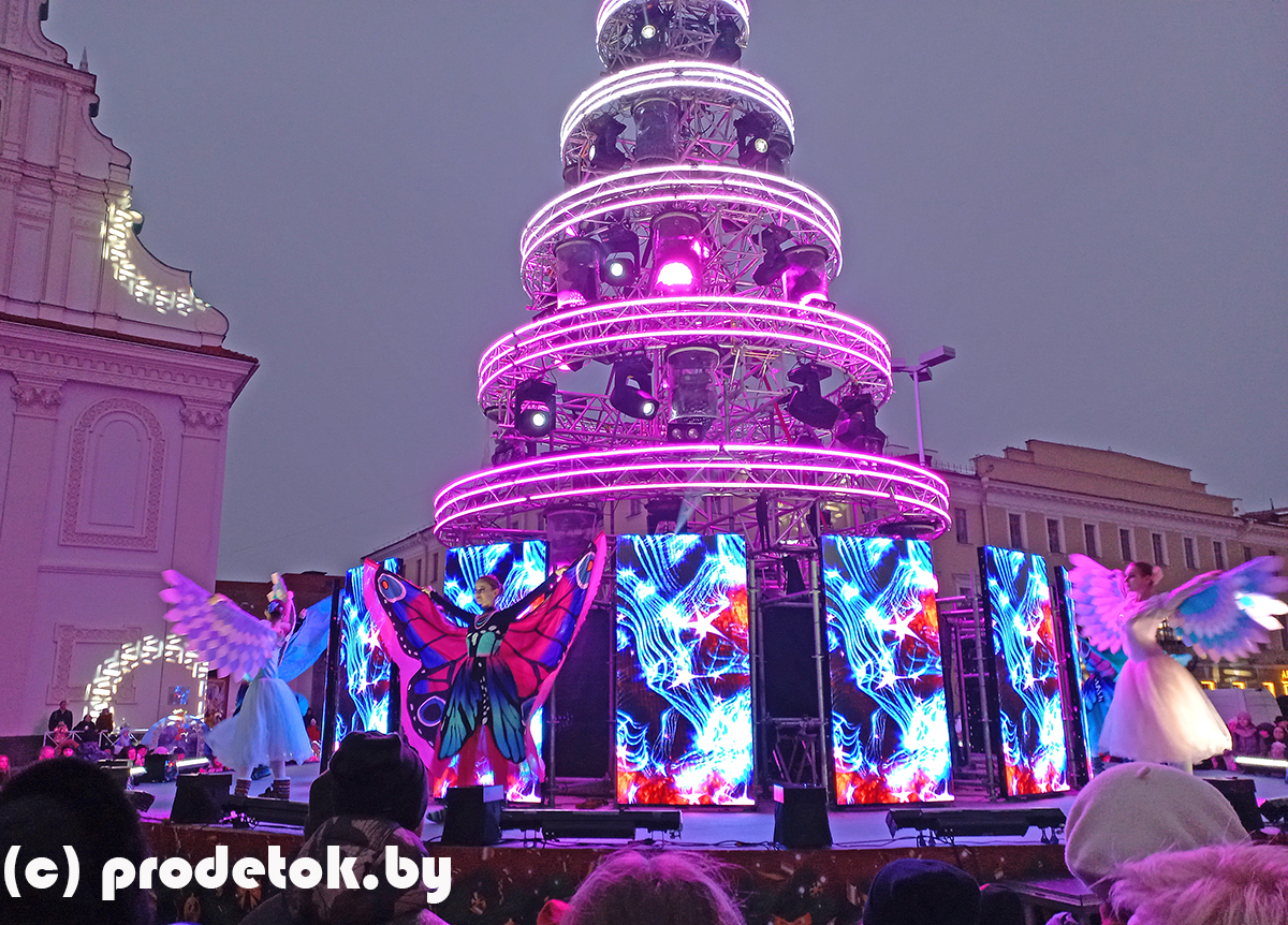 «БАЛ НОВОГОДНИХ ЖЕЛАНИЙ» В ВЕРХНЕМ ГОРОДЕ: как проходит бесплатное представление