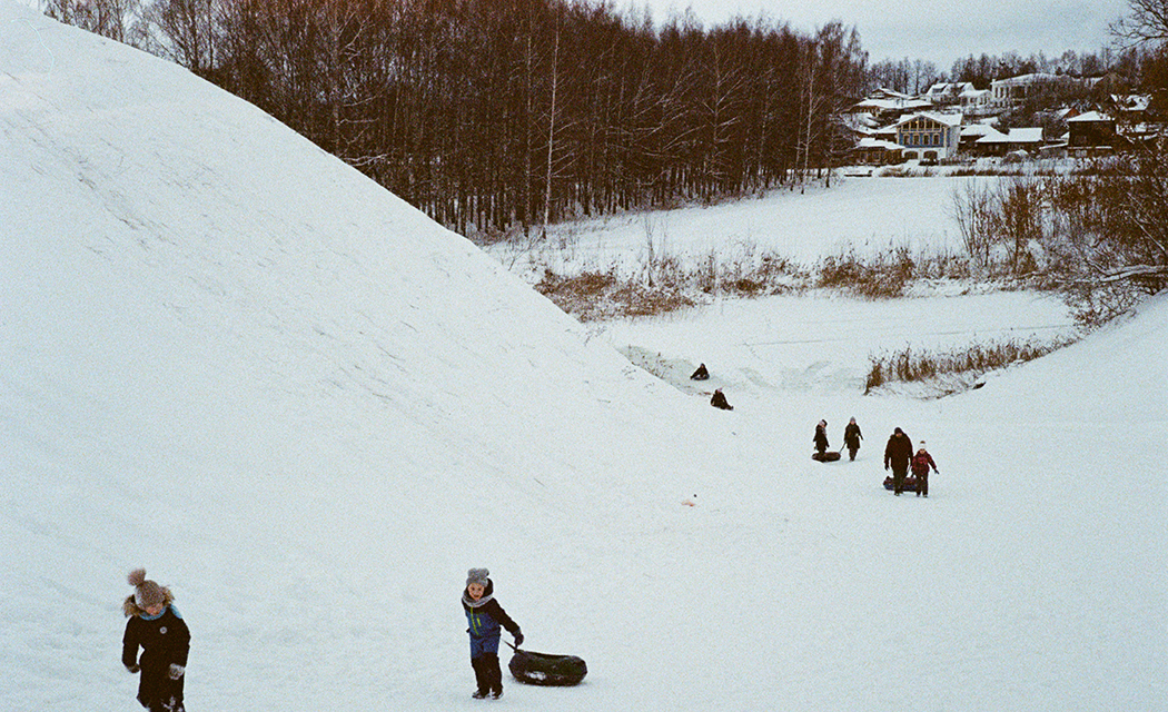 Более 100 детей в Минске за зимний сезон 2022 получили травмы, катаясь с горки