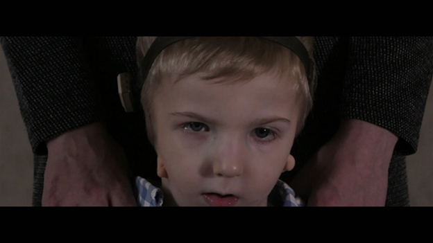 Помогите Данику слышать!