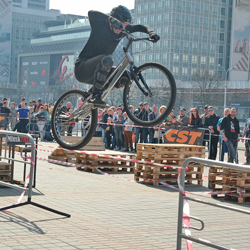 Метровые прыжки и экотрасса: в Минске прошел Чемпионат Беларуси по велотриалу