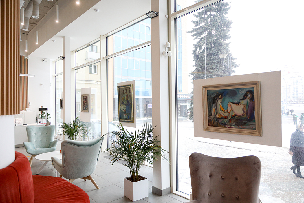 Выставка картин-символов