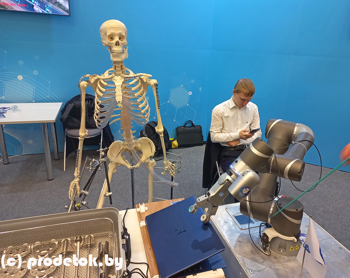 Электрокабриолет, мясной 3d-принтер, изумруды: Что можно увидеть на  выставке научно-технических достижений «Беларусь интеллектуальная»