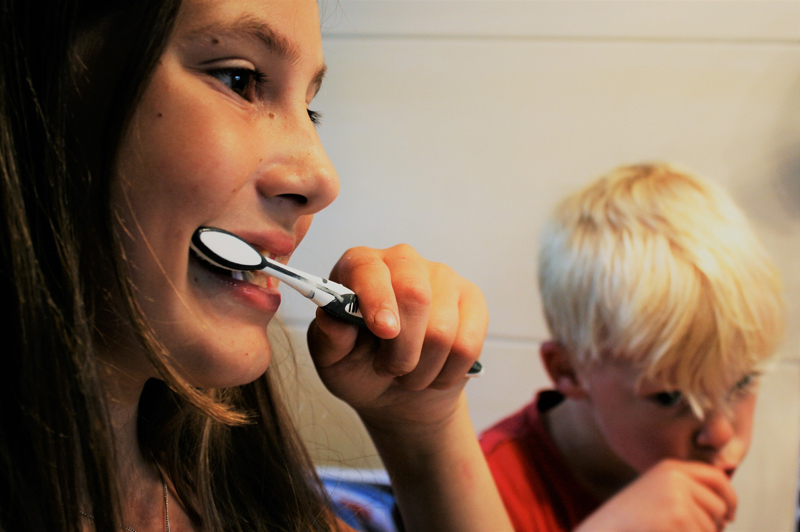 Остановить кариес с детства: 99% белорусов имеют больные зубы